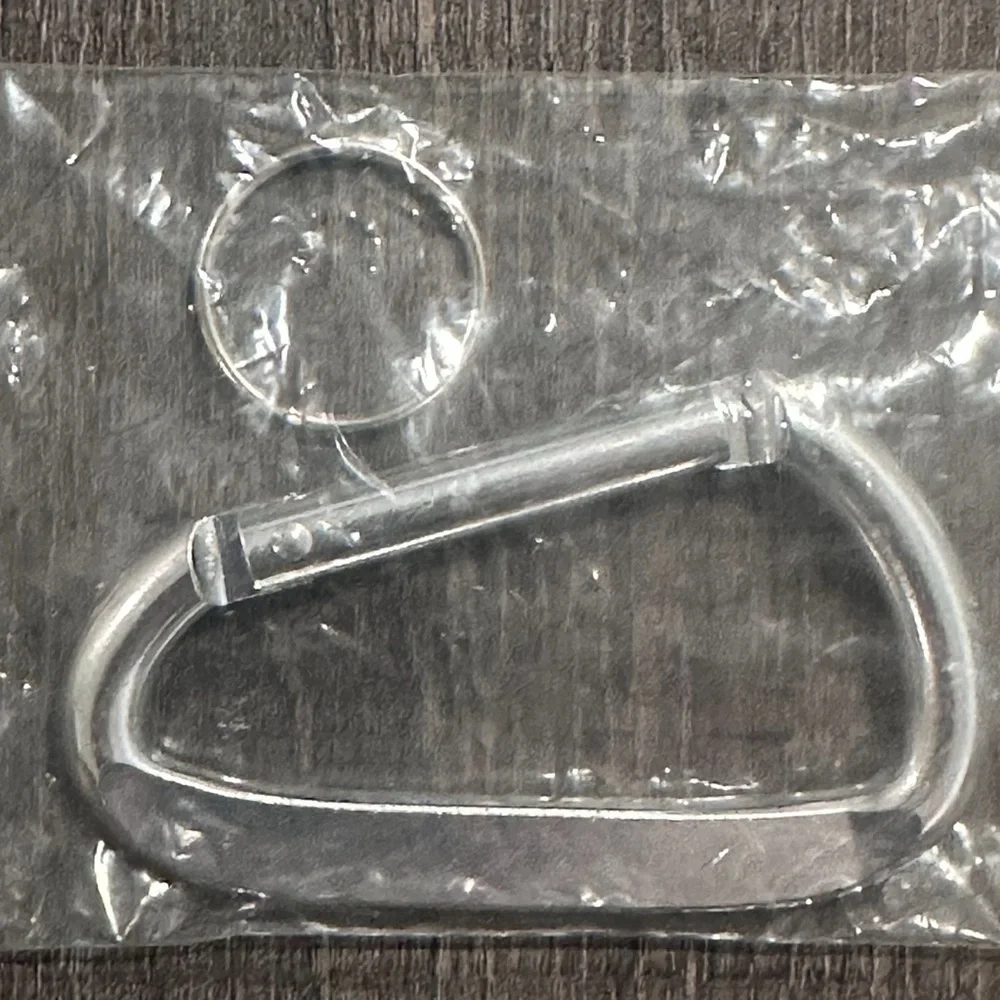 💞 New Military US Air Force 194th Wing Safety Silver Carabiner Keychain